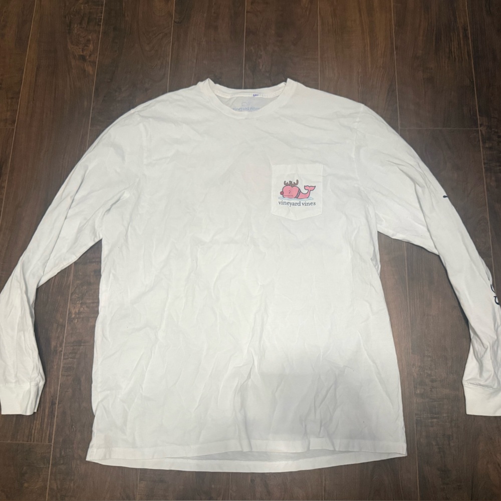 Vineyard Vines White Shirt with Festive Pink Whale